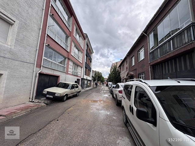 EMEK MAH.ZİYA GÖKALP BUL.YAKINI ÖZEL GARAJLI SATILIK 2+1 DAİRE - Görsel 2