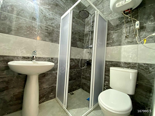 YILLIK KİRALIK AY ÖDEMELİ ÇEŞME MARİNA KARŞISI 1+1 KLİMALI 56 M2 - Görsel 19