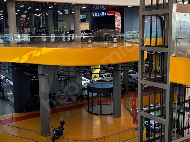 Autopia Otomobil Dünyası Muhteşem Konumda Otomobil Galerisi - Görsel 8