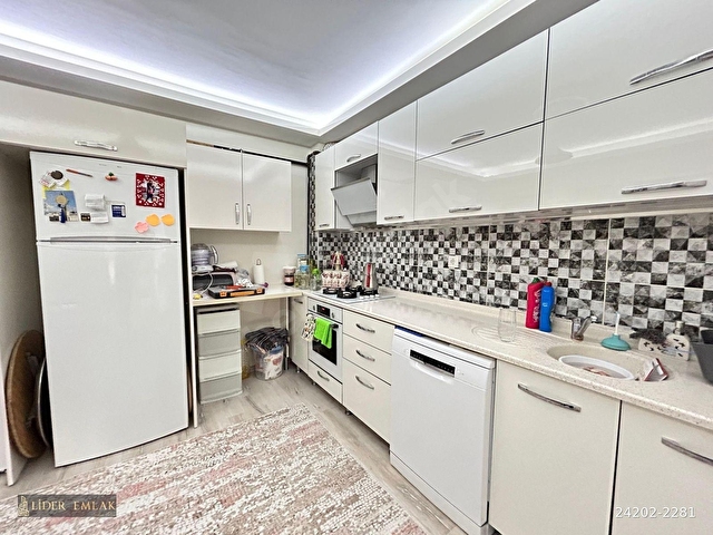 FERİDUN ÇELİK MAHALLESİNDEN ÖN CEPHE 3+1 SATILIK DAİRE