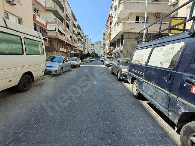 Karşıyaka Zübeyde hanım caddesi üzerinde Satılık Dükkan ! - Görsel 12