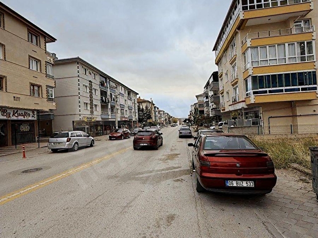 SİNCANDA CADDE ÜZERİ HER İŞE UYGUN 550 M2 SATILIK DÜKKAN - Görsel 29