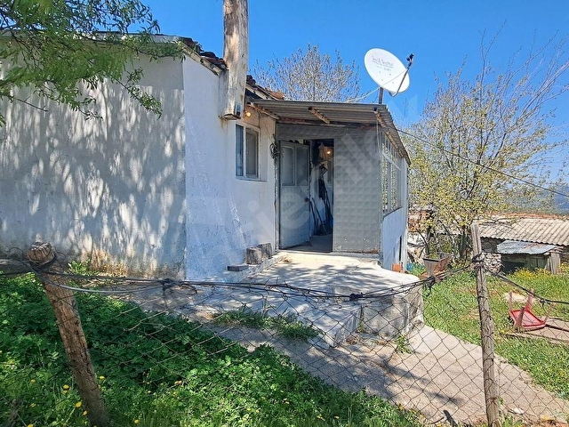 ÇANAKKALE BAYRAMİÇ DALOBA KÖYÜNDE 2160 M² SATILIK ARSA