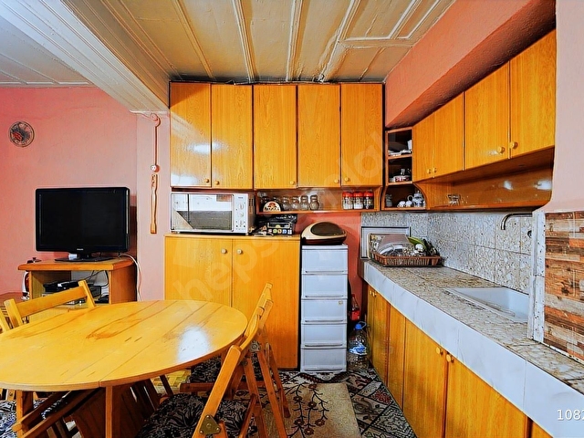 C21 Baldan Ayvalıkta Satılık 3 Katlı (Taş) Rum Evi - Görsel 16