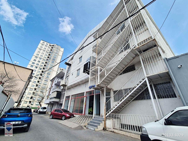 PENDIK KAYNARCA E5 CEPHELI 1000 M2 KIRALIK PLAZA KATI - Görsel 6