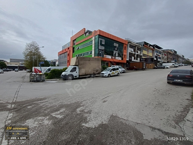 SN GAYRİMENKULden-Ağaçişleride-Düz Giriş 300 m2-KİRALIK-Köşe