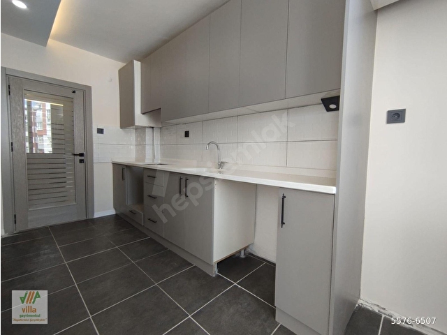 CADDE ÜZERİNDE TOROSDA 3+1 FULL EKSTRALI CAZİP DAİRE - Görsel 3