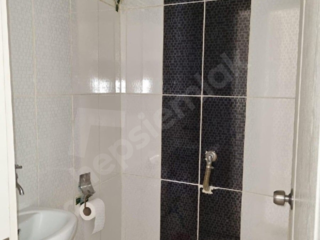CADDE ÜZERİNDE YAPILI DAİRE - Görsel 29