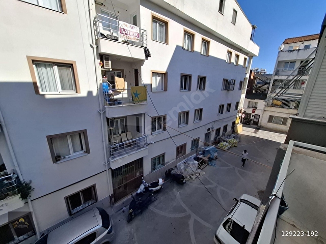 KUŞADASI MERKEZDE SAHİLE YÜRÜME MESAFESİNDE SATILIK 2+1 DAİRE - Görsel 19