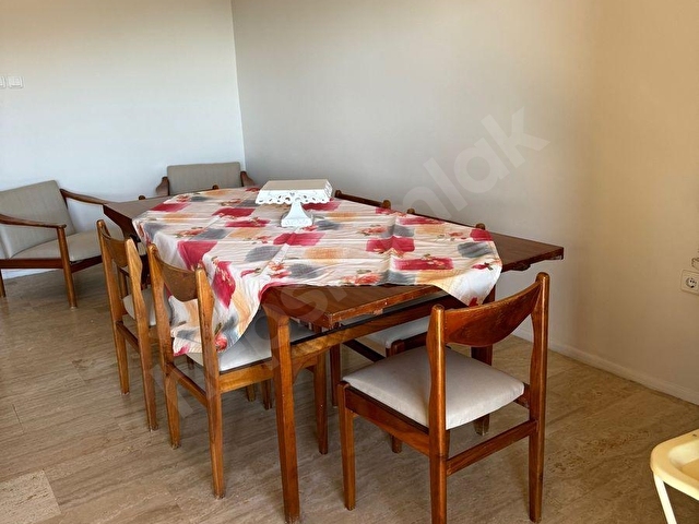 Çeşme Ardıçta Denize Sıfır Yıllık Kiralık Villa - Görsel 19
