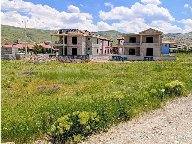 447 M2 İMARLI KÖŞE BAŞI YAYLALIK ARSA CUMHURİYET MAH ŞEHİTLİK MEVKİİNDE - Görsel 3