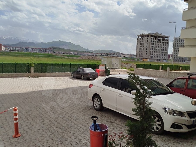 Mehmet Uçan dan Çocuk Hastanesi Yakını Kiralık 2+1Eşyalı Dalre - Görsel 12