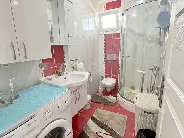 Çeşme Çiftlikde Full Eşyalı Sezonluk Kiralık Geniş 1+1 Daire - Görsel 5