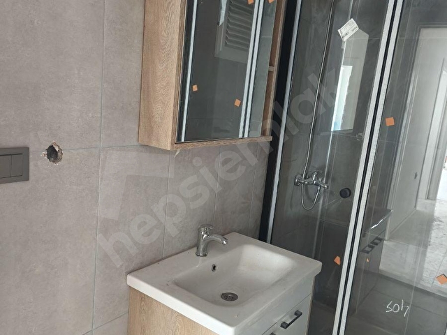 BAZO İNŞAAT EMLAKTAN KİRALIK 2+1 DAİRE BALKONLU AYRI MUTFAKLI - Görsel 24