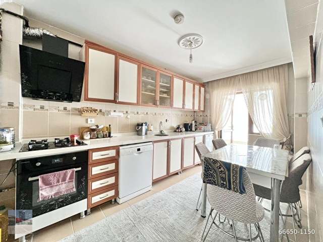 Pursaklar Merkezde Protokol Yoluna Yakın Yapılı 1.Kat 3+1 Daire