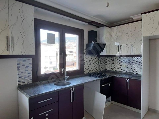 İSKANLI BALKONLU BANYO-WC AYRI YENİ BİNA ETRAFI AÇIK 3+1 - Görsel 10