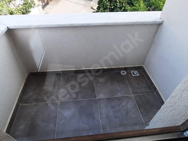 İSKANLI BALKONLU BANYO-WC AYRI YENİ BİNA ETRAFI AÇIK 3+1 - Görsel 23