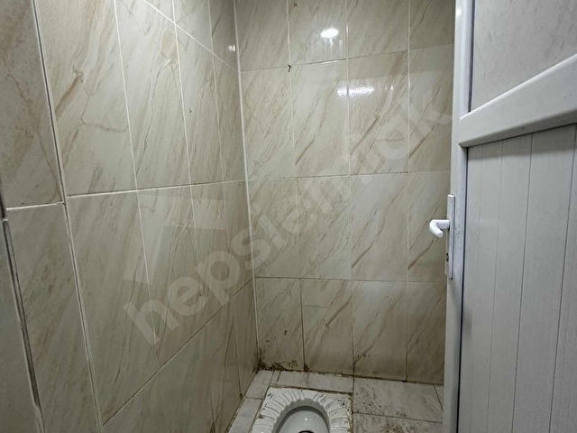 VAN AVM YANI CUMHURİYETİN LİSESİ ÇAPRAZI SATILIK 185m2 DÜKKAN - Görsel 6