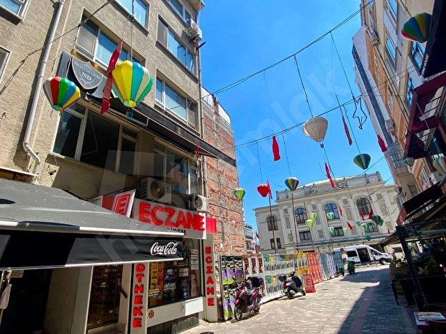 KADIKÖY BAHARİYE CADDESİNDE 2+1 KİRALIK DÜKKAN - Görsel 3