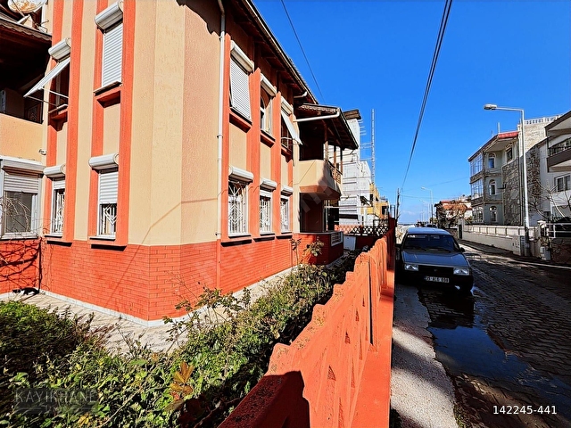 GÜZELBAHÇE SEFERİHİSAR KAVŞAĞINDA DENİZE 50M KİRALIK 3+1 DAİRE - Görsel 3