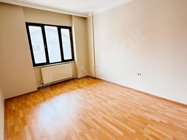 ARNAVUTKÖY MERKEZDE METROYA YAKIN KONUMDA 2+1 KİRALIK DAİRE - Görsel 4