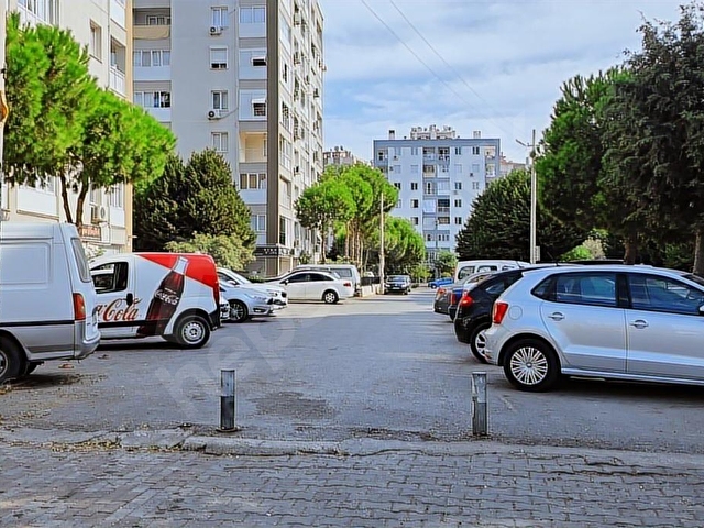 Bayraklı Tepekule mah.Parka bakan Köşe Cepheli dükkan 47 M2 - Görsel 5