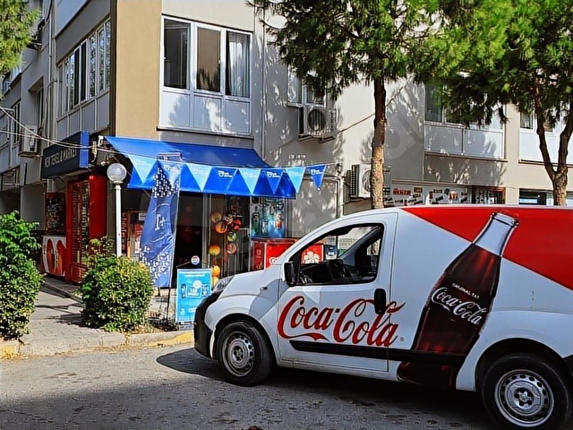 Bayraklı Tepekule mah.Parka bakan Köşe Cepheli dükkan 47 M2 - Görsel 6