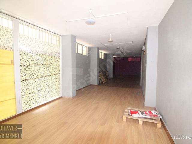 BAHÇELİEVLER MİLLİ EGEMENLİK PARKI YAKINI 100M2 GİRİŞ DÜKKAN - Görsel 2