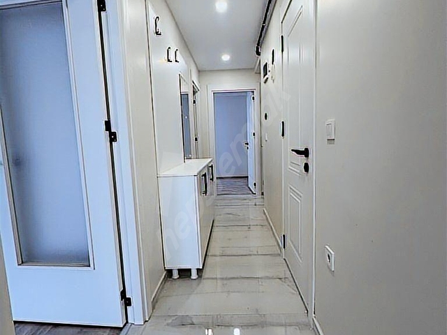Yeşilovada E-5e 2 Dakika! Köşe Konum, Kapalı Otoparklı Sıfır 2 - Görsel 17