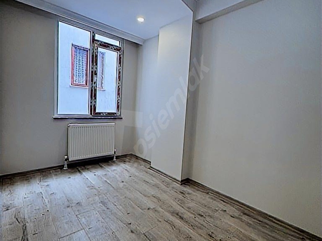 Yeşilovada E-5e 2 Dakika! Köşe Konum, Kapalı Otoparklı Sıfır 2 - Görsel 14