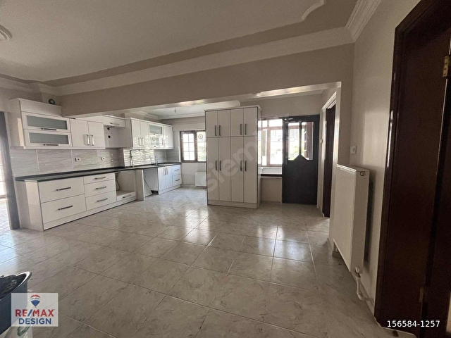 REMAX DESIGN SATILIK KOMPLE BİNA - Görsel 12