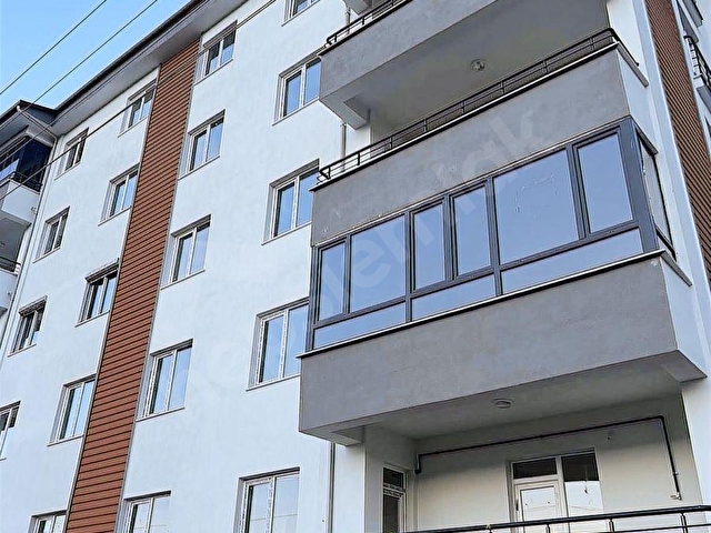 LİNA EMLAKTAN ÇİFTLİK CADDESİNDE FIRSAT 3+1 DAİRE - Görsel 24