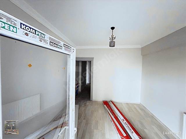 LİNA EMLAKTAN ÇİFTLİK CADDESİNDE FIRSAT 3+1 DAİRE - Görsel 8