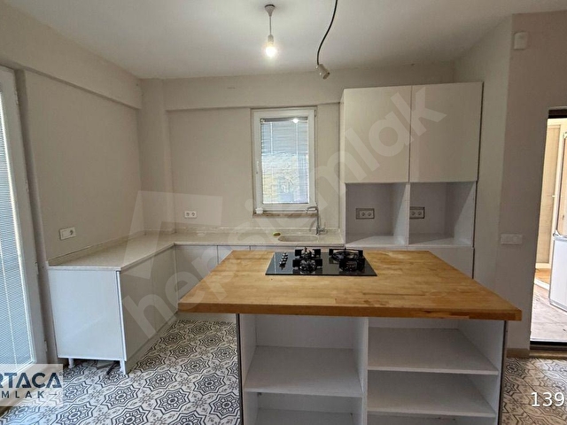Mergenlide 500m2 Arsa İçinde Tek Katlı 3+1 Ev Satılıktır - Görsel 10