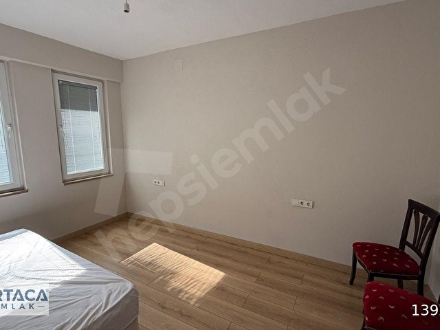 Mergenlide 500m2 Arsa İçinde Tek Katlı 3+1 Ev Satılıktır - Görsel 15