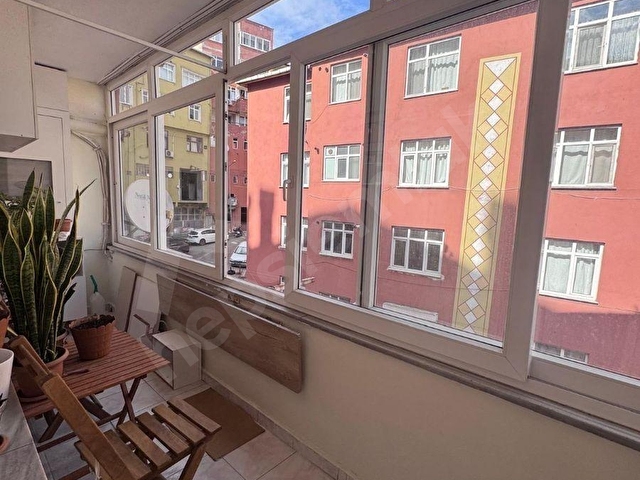 BALKONLU ARA DAİRE METROYA DÜZ AYAK 150 M HASTANEYE 3 DAK - Görsel 12