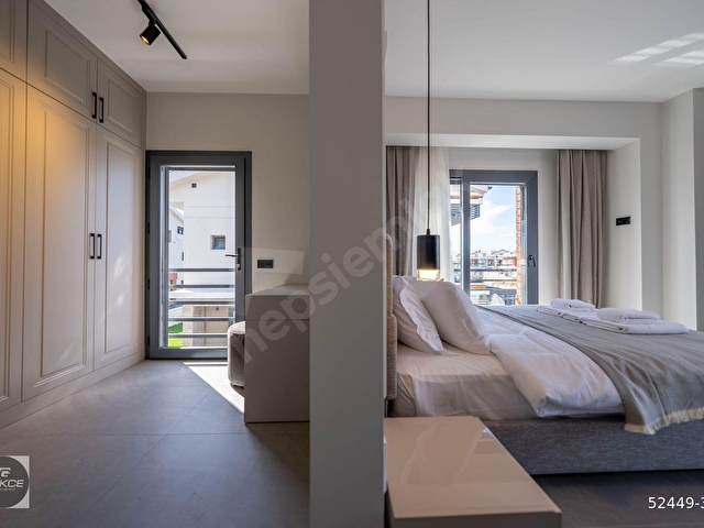 Akmaz Plajına 300m | Özel Havuzlu Sıfır Tripleks Villa | Fethiye - Görsel 28