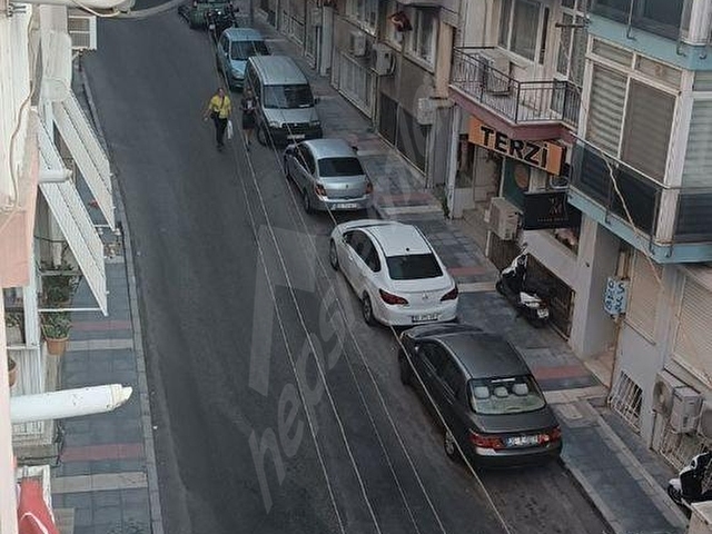 İZMİR HATAY SEMTİNDE MÖBLELİ KİRALIK DAİRE - Görsel 4