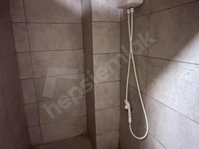 250 M2 ATAŞEHİR FETİH MAH GİRİŞ VE BODRUM KAT KİRALIK - Görsel 18