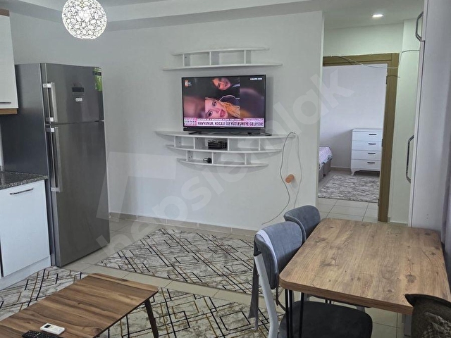 Konyaaltı hurmada yüzme havuzlu full eşyalı 1+1 - Görsel 11