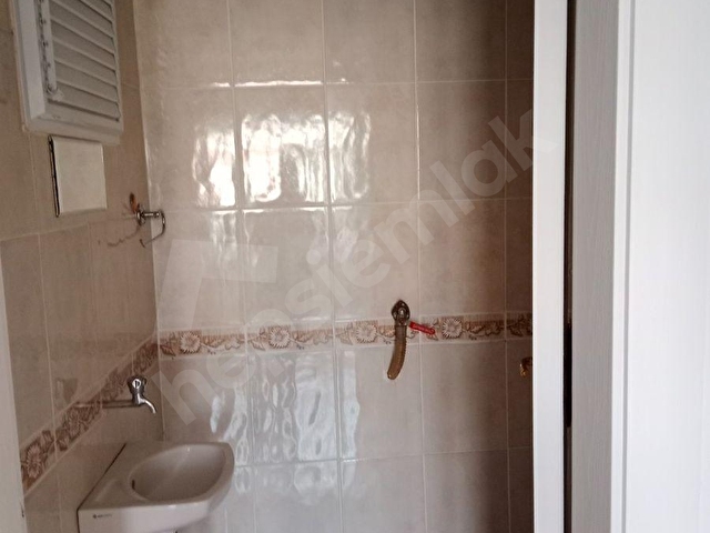 EMEK BAKANLIKLAR KARŞISI 1.KAT DAİREMİZ BÜRO VEYA DAİRE OLARAK KİRALIKTIR - Görsel 20