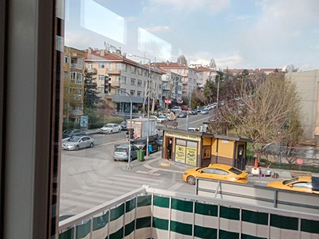 EMEK BAKANLIKLAR KARŞISI 1.KAT DAİREMİZ BÜRO VEYA DAİRE OLARAK KİRALIKTIR - Görsel 16
