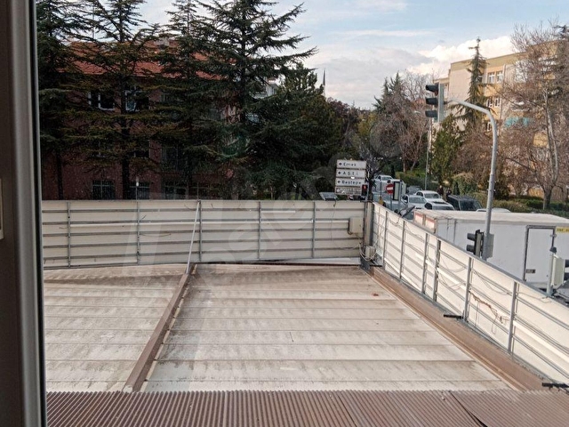 EMEK BAKANLIKLAR KARŞISI 1.KAT DAİREMİZ BÜRO VEYA DAİRE OLARAK KİRALIKTIR - Görsel 17