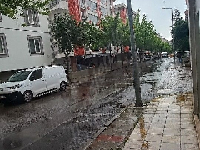 ÇORLU MERKEZDE İŞLEK CADDE ÜZERİNDE KIYMETLİ DÜKKAN SATILIKTIR - Görsel 2