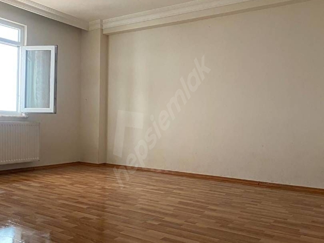Esenyurtta Yatırımlık Merkezi Konumlu Büyük Daire - Görsel 4