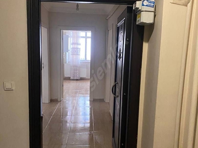 Esenyurtta Yatırımlık Merkezi Konumlu Büyük Daire - Görsel 9