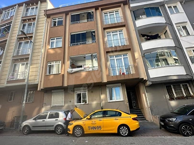 Esenyurtta Yatırımlık Merkezi Konumlu Büyük Daire