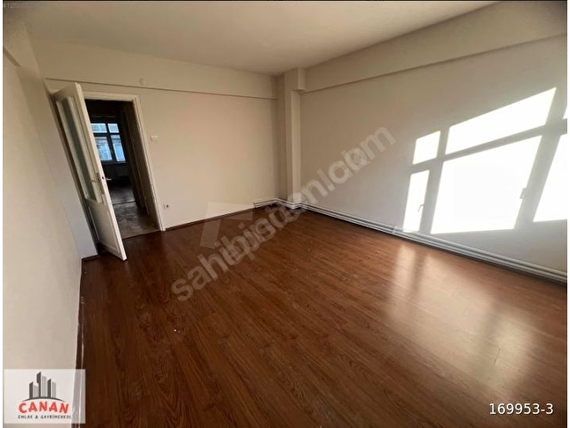 CANAN EMLAKTAN MÜKEMMEL KONUMDA ASANSÖRLÜ BİNADA 3+1 DAİRE - Görsel 10