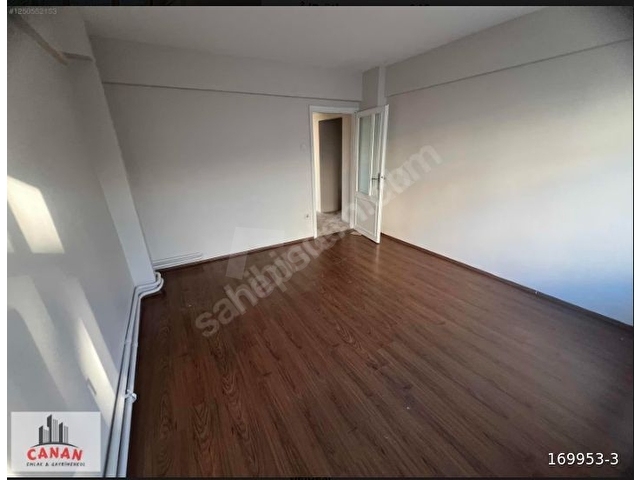 CANAN EMLAKTAN MÜKEMMEL KONUMDA ASANSÖRLÜ BİNADA 3+1 DAİRE - Görsel 16