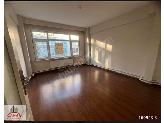 CANAN EMLAKTAN MÜKEMMEL KONUMDA ASANSÖRLÜ BİNADA 3+1 DAİRE - Görsel 5